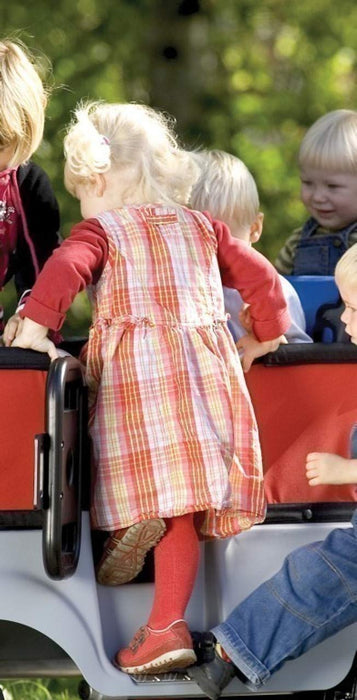 winther Kids' Wagon for 6 80100