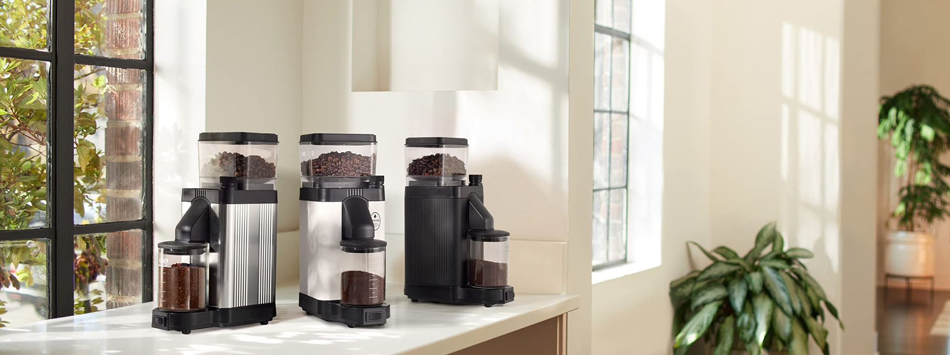 Moccamaster KM5 Burr Coffee Grinder Matte White UK Plug