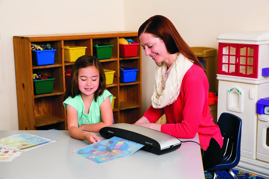 Fellowes Spectra 47 x 16.2 x 7.8 cm A3 Laminator 300 mm/min. 125 Microns 4 min warm-up period