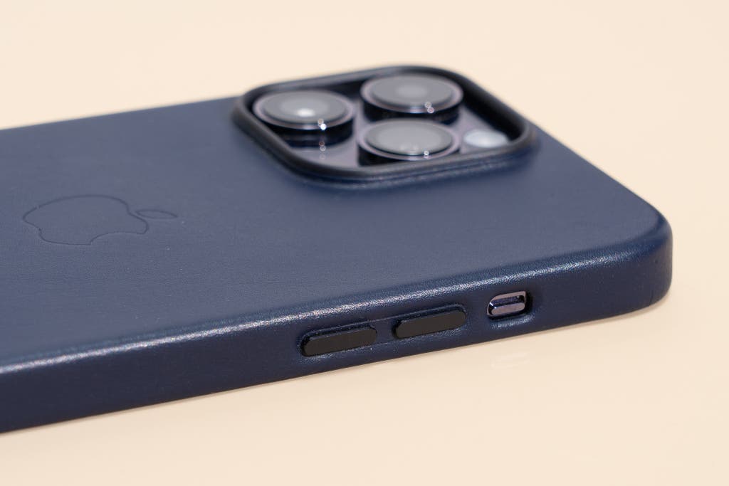 Apple - Back cover for mobile phone - with MagSafe - leather - ink - for iPhone 14 Pro Max