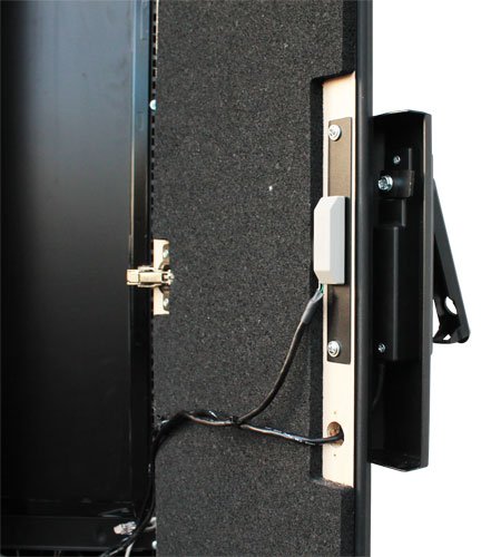 NetShelter CX High Security Handle Adapter Kit - AR4602