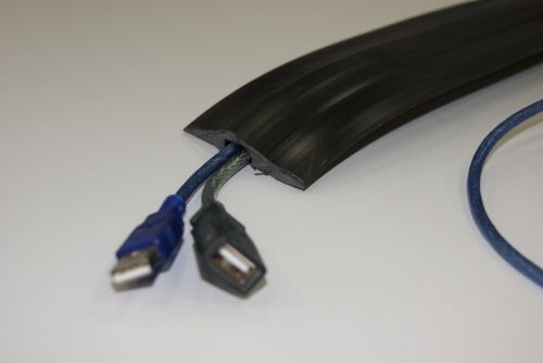 Best Value Acco Rubber Cable Curb Single Channel 10x30mm 1.5m Length