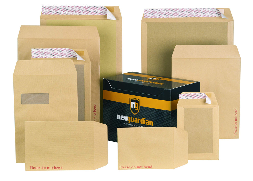 Best Value New Guardian H26326 Envelopes Heavyweight Board-backed Peel and Seal Manilla C4 [Pack of 125]