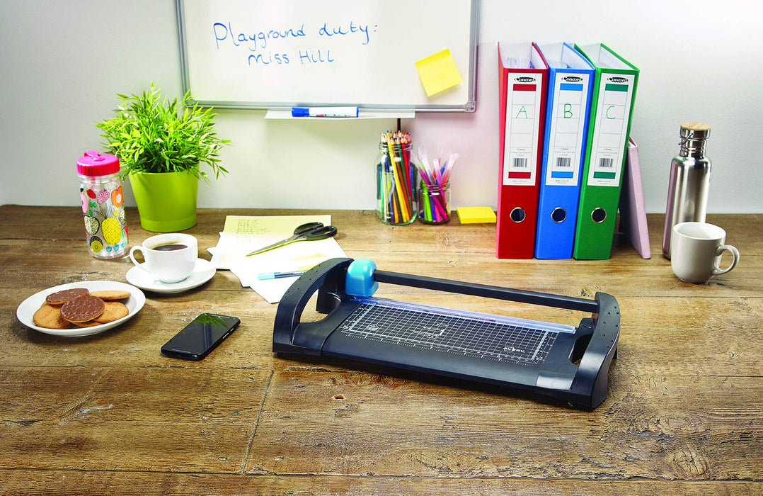 Best Value Avery A4 A4TR Office Trimmer - paper cutter, Black and Teal