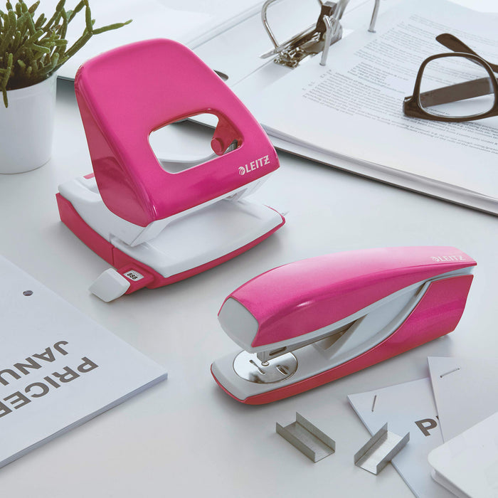 Best Value Leitz Stapler, 30 Sheet Capacity, Ergonomic Metal Body, Includes Staples, WOW Range, 55021023 - Metallic Pink